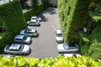 Aparthotel Hornigold "W Zielonej Kamienicy" - parking