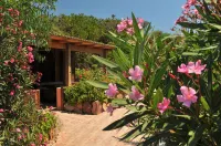 Villaggio Camping Torre Del Porticciolo Hoteles en Alguer