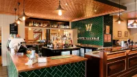 Victoria Hotel Strathalbyn Hotels in Macclesfield