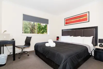 Eastwood Furnished Apartments Hotels near Eastwood Public School