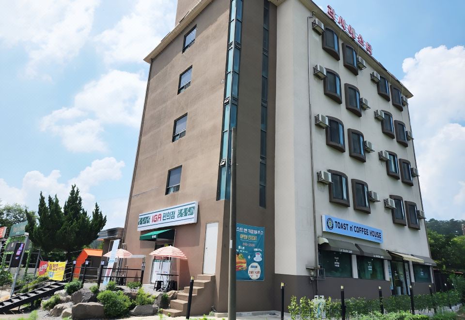 2. 군산 라시에스타..