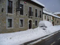 Hotel Rural Huelde Hotels near Senda del Arcediano
