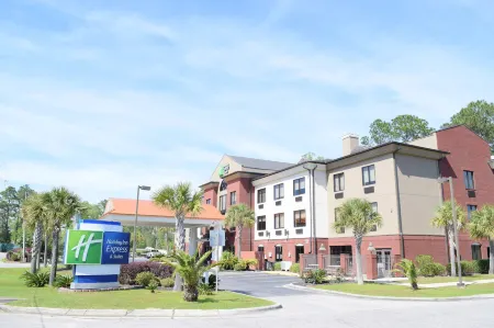 Holiday Inn Express & Suites Pensacola W I-10
