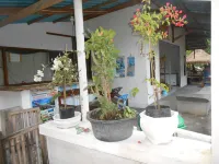 Sari Laut Hotels in Gili Meno