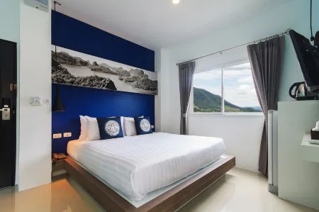 Hotel the Journey Patong New