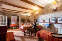 La Tour du Terroir Chambre et Table d'Hôtes - petit déjeuner