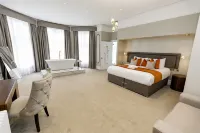 Lanelay Hall Hotel & Spa Hotels near Hetty Winding House
