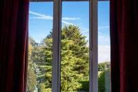 The Grange Court B&B Hotel - خلابة