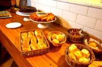 Ibis Vitoria Praia do Canto - breakfast