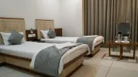 Hotel Satkar Chhatral - balcony