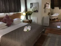 The Birdhouse Bed & Breakfast #No Loadshedding #Solar Energy Hotels in Chintsa