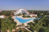 GREEN MAX HOTEL - Pools