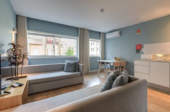 Spot Family Apartments Отели рядом с достопримечательностью «Католическа църква на Порто»