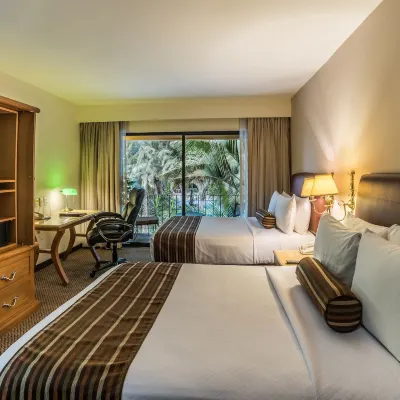 Wyndham Garden Guadalajara Expo Hotels near Zapopan Bus Station