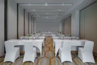 Hotel Santika BSD City-Serpong Hotels in Serpong