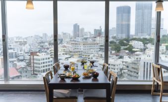Hotel Ocean (Kokusai-Dori)
