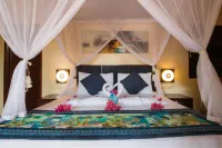 Last Frontier Beach Resort-Adults Only - Balkoner