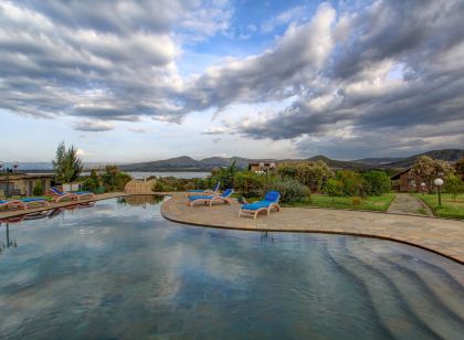 Naivasha Kongoni Lodge - Lakefront Getaway