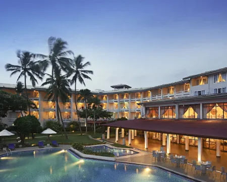 Berjaya Hotel Colombo โรงแรมในเมานต์ลาวิเนีย