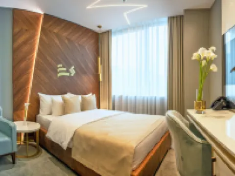 โรงแรม พูปิน โรงแรมในโนวิสาด