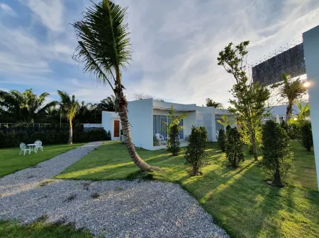 Meet Boutique Resort