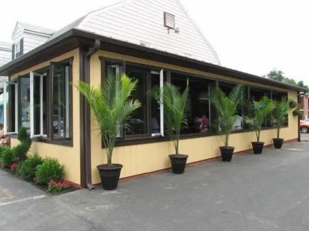 明思綴酒店