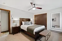 Amazing Sunsets, Biking, Boating and More at the Horsetooth Stoop! Hotels near Horsetooth Mountain Open Space