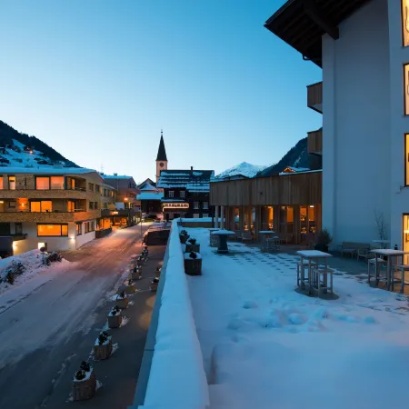 Sporthotel Silvretta Montafon Отели в г. Блуденц