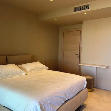 Golden Suites 2