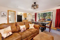 Montana Cabin - 1938 by Big Bear Vacations