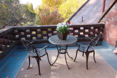 Louisville Bourbon Inn Отели рядом с достопримечательностью «T3»