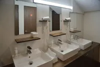 Jam Hostel Hakata Station Front - Hostels