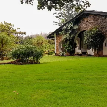Vimbainashe Villa
