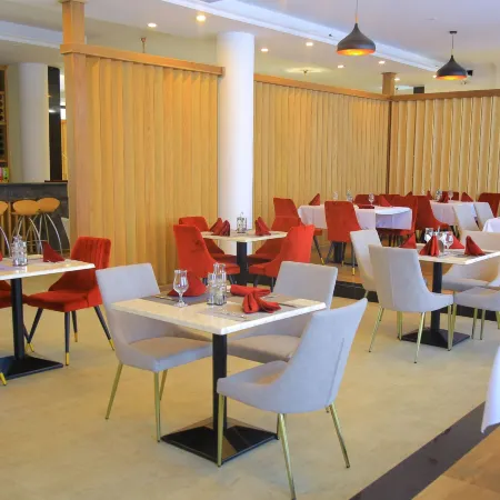 Black Horse Hotel Apartment