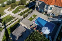 Villa Oasis Cypress Hotels in Čilipi