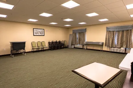 Rivers  Inn & Suites