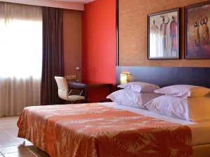 Pestana Tropico Ocean & City Hotel