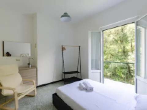 Joivy Family Flat W/3 Balconies, 10 Min to Beach Hotels in Moneglia