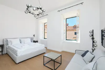 Tudisi Lux Suites by Dominium 住宿飯店