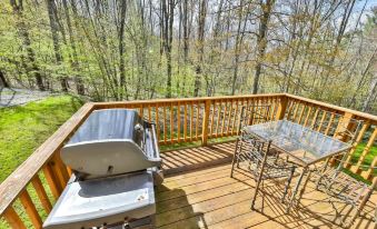 Hunter Mountain Ski House - Tesla Charger