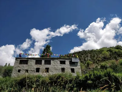 Zomsa Culturehub Hotel in zona Singhania's big cat camp