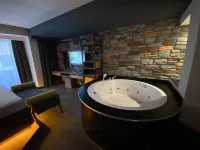 Afflon Hotels Loft City - Hot Tub