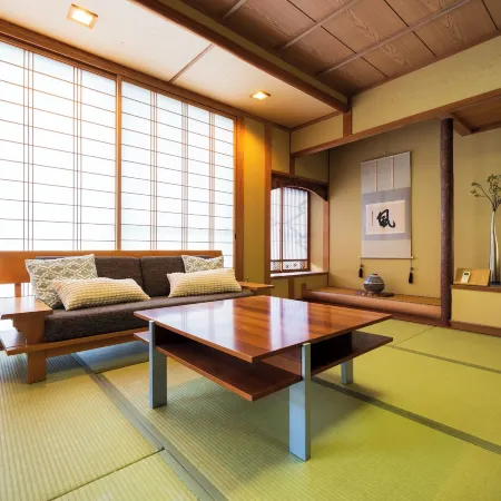 Ryokan HachisunoIto Отели рядом с достопримечательностью «Кошки и Совы Зоопарк»