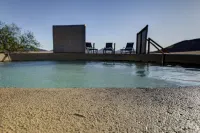 Kanaan N/a'an ku sê Desert Retreat - Yüzme Havuzu