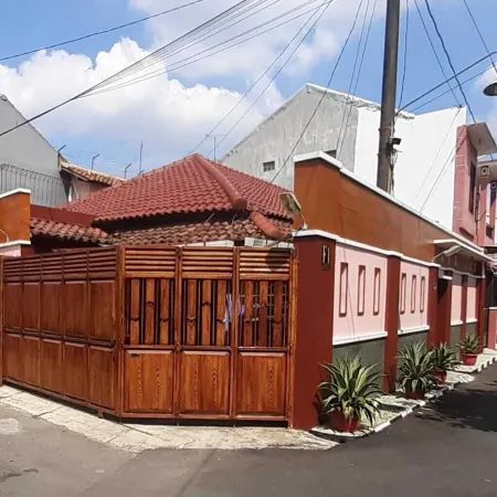 Homestay Cendana Candi-1