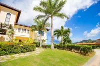Pristine Bay 1108 4 Bedroom Home by RedAwning