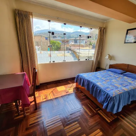 D'Cardenas Hotel