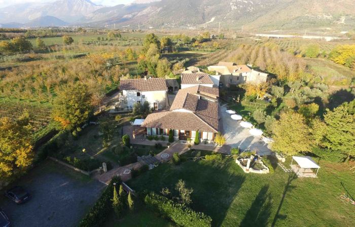 Borgo Patierno Agristor Country House