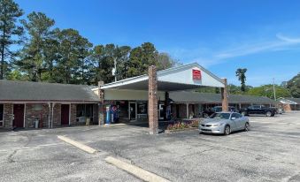Holiday Motel - Whiteville
