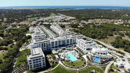 Conrad Algarve Отели в г. Almancil